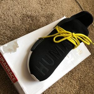 Human Race Adidas X Pharrell Willams